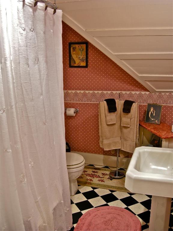 نورث بيند The Old Tower House Bed & Breakfast الغرفة الصورة