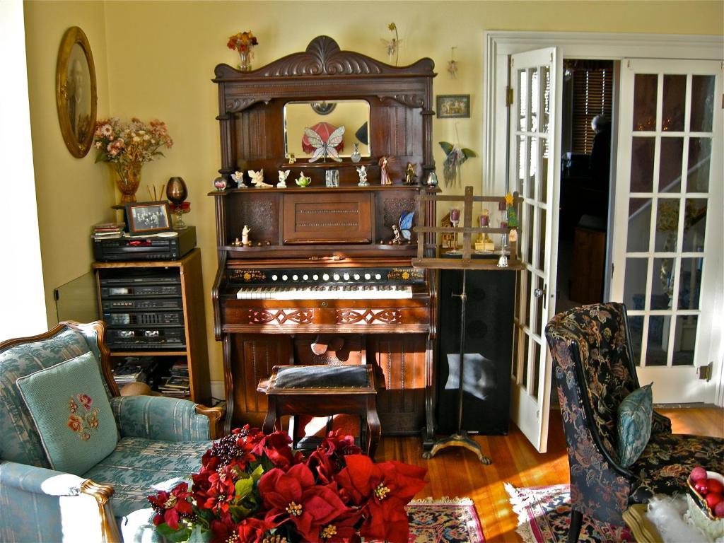 نورث بيند The Old Tower House Bed & Breakfast المظهر الخارجي الصورة