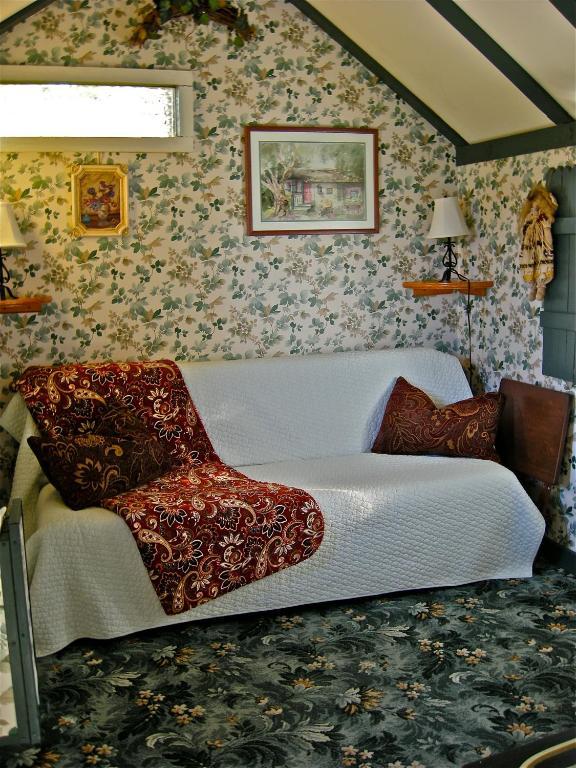 نورث بيند The Old Tower House Bed & Breakfast الغرفة الصورة